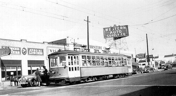 usr_m_san_sder1022_university+hillcrest_003_bv.jpg