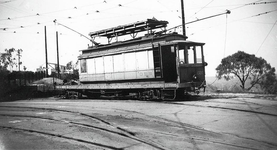usr_m_san_work026_linecar_adamsave+carhouse_19490327_092_bv.jpg