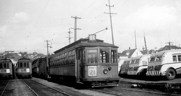 usr_m_sea_399_fremont+barn_bk_smer060.jpg