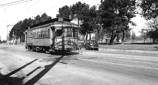 usr_m_sea_531_phinney+n50th_bk_smer077.jpg