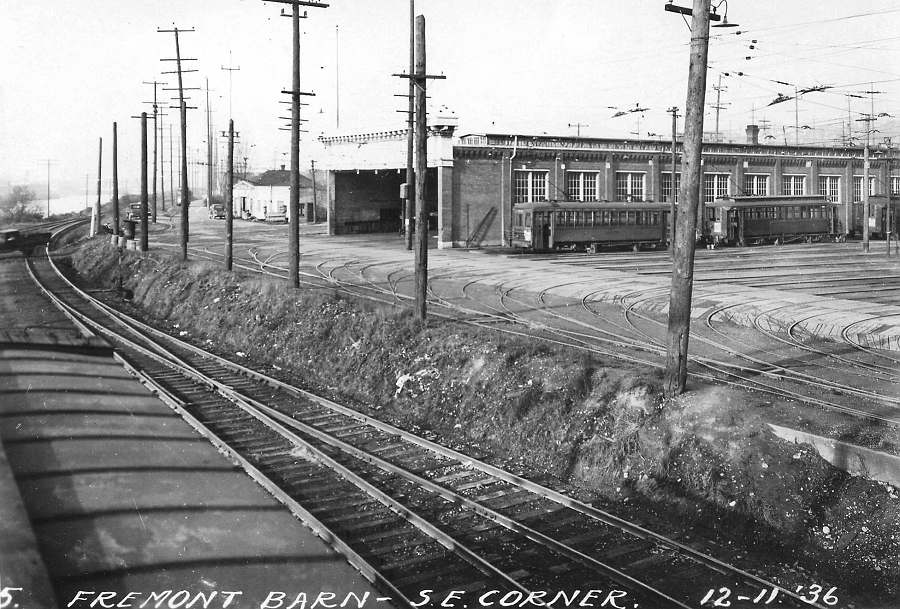usr_m_sea_misc_fremontbarn_02_19361211_bv.jpg