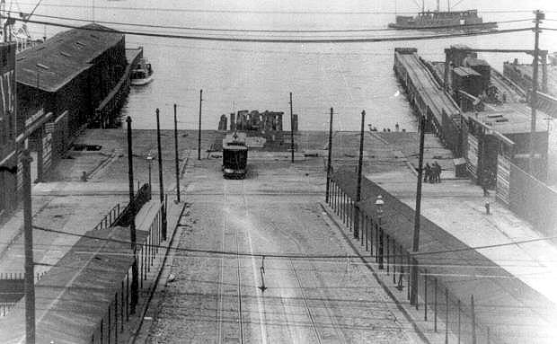 usr_m_sea_misc_wharves_bv_smer144.jpg
