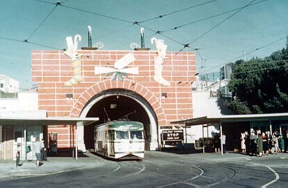 usr_m_sfo_1003_westportal_195712_sfv052.jpg