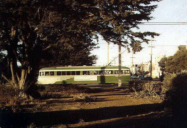 usr_m_sfo_100x_taraval+36th_stepneub+kh_sf198.jpg