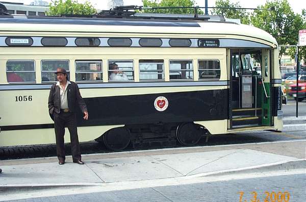 usr_m_sfo_1056_embarcadero_20000703_ericrose_sf205.jpg