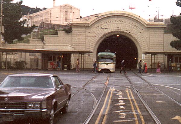 usr_m_sfo_11xx_westportal_sf034.jpg