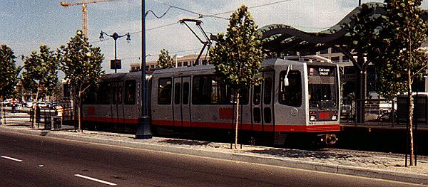 usr_m_sfo_14xx_sf025.jpg