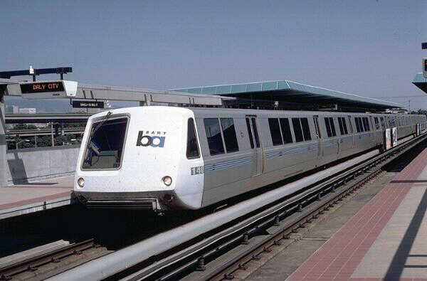 usr_m_sfo_bart140_sf093.jpg
