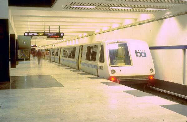 usr_m_sfo_bart214_sf097.jpg