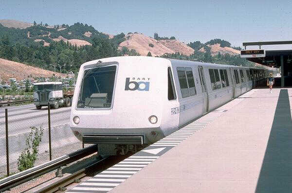 usr_m_sfo_bart243_sf098.jpg