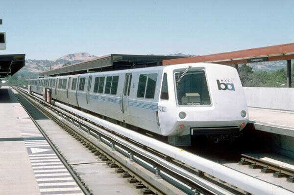 usr_m_sfo_bart244_sf108.jpg