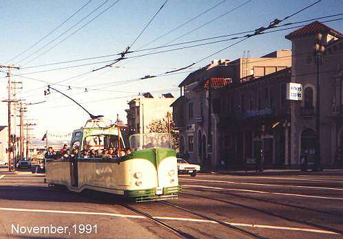 usr_m_sfo_boat228_market+duboce+ob_199111_kj_sf267.jpg