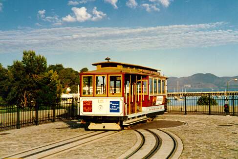 usr_m_sfo_cable015_fishermanswharf_19790831_bv_sfv093.jpg