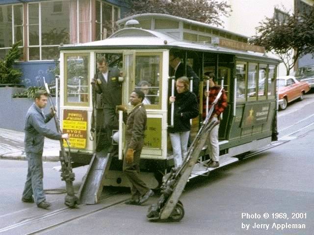 usr_m_sfo_cable527_washington+mason-gripchange_196907_japp_242.jpg