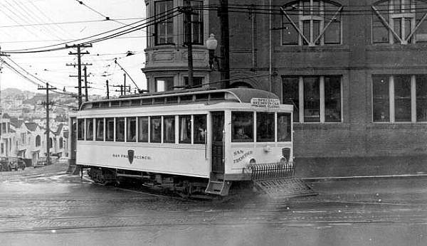 usr_m_sfo_msry'sanfrancisco_genevacarbarn_cambeach+bv_sfv024.jpg
