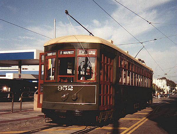 usr_m_sfo_nor952_17th+castro_sf021.jpg