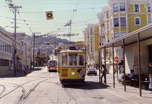 usr_m_sfo_porto189_church+duboce_19850901_bv_sfv082.jpg