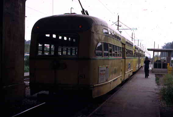 usr_m_cle_shrt_pcc_010_greenrd_shrt008.jpg