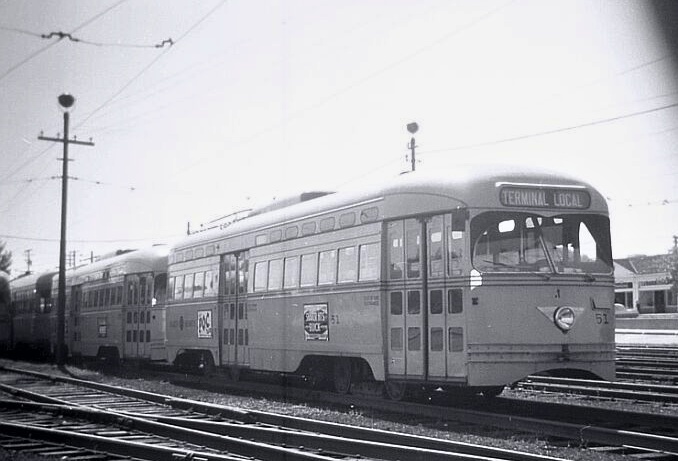 usr_m_cle_shrt_pcc_51_shakerheightsoh_195609_wjones.jpg