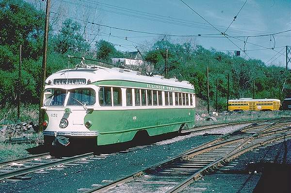 usr_m_cle_shrt_pcc_it451_kingsburyrunshops_jt_197.jpg