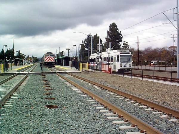 usr_m_sjc_lrv_8xx_mountain+view+station_mtv01.jpg