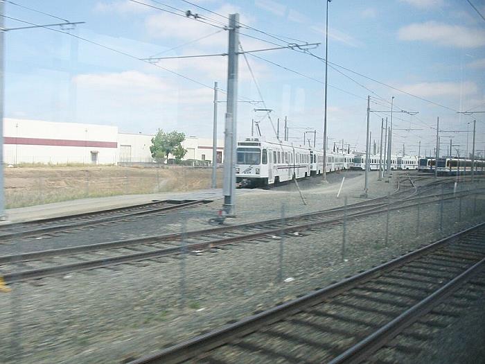 usr_m_smf_lrv_xxx_20040522_shosk_slr11.jpg