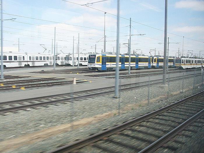 usr_m_smf_lrv_xxx_20040522_shosk_slr12.jpg
