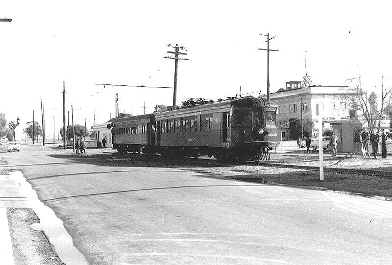 usr_m_sn_fantrip_1005,slu751_pittsburg+depot_19550400_kenharr_sn054.jpg