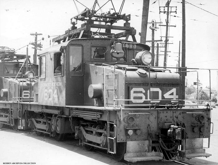 usr_m_sn_frt'604_redden_sn075.jpg
