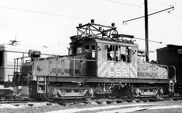 usr_m_sn_frt'652_bv_sn028.jpg
