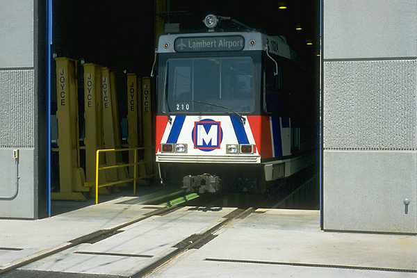 usr_m_stl_siemens_029_20010430_dscott_stl096.jpg