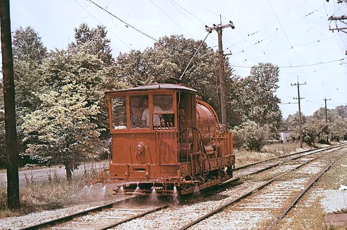 usr_m_stl_workcar_60_weedsprayer_nearwashu_ss_stl124.jpg