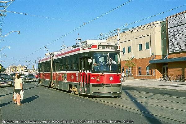 cnr_m_tor_alrv'4244_queen+orchardpark_200008_bswitzer_ttc238.jpg