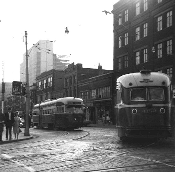 cnr_m_tor_pc41'4152_dundasline_rhill-br_ttc176.jpg