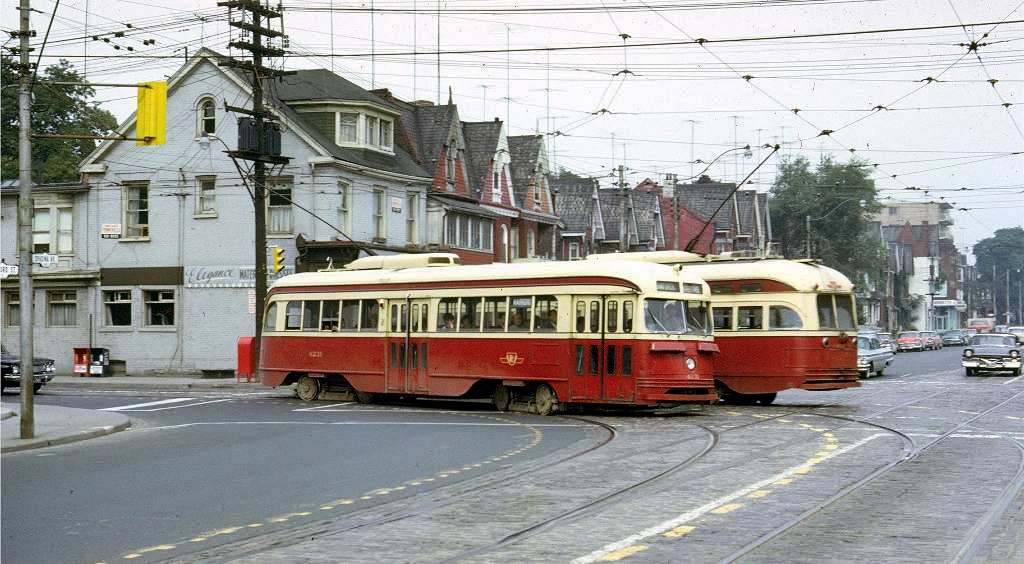 cnr_m_tor_pc42'4231_harbord+spadina_19630907_jt_ttc495.jpg