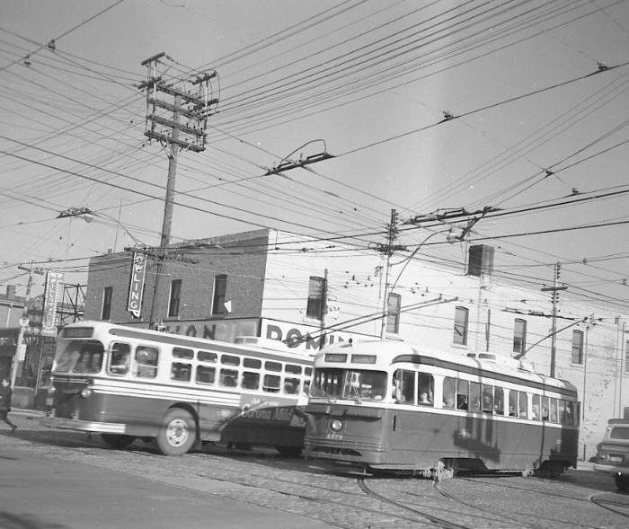 cnr_m_tor_pc42'4279_bloor+ossington_rhill-br_ttc407.jpg