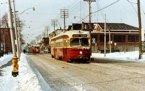 cnr_m_tor_pc44'44xx_queenline_bvolk_bvt129.jpg
