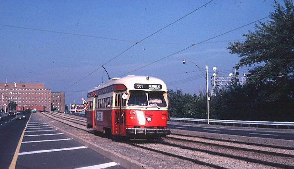 cnr_m_tor_pc45'4516_queensway+parkside_19800710_jt+br_ttc075.jpg