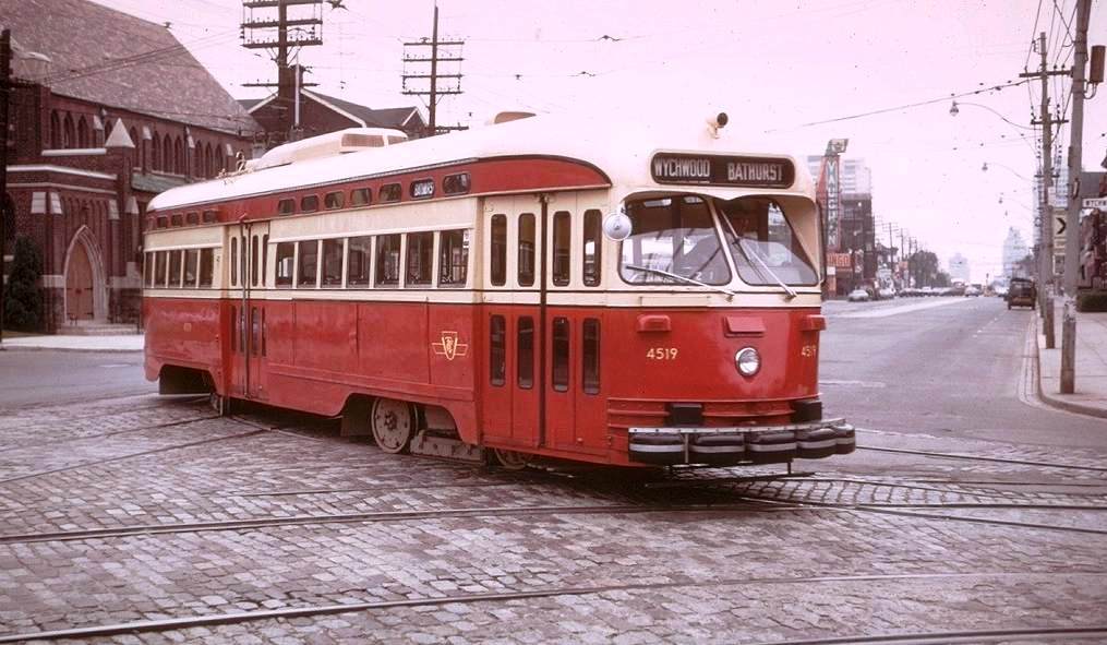 cnr_m_tor_pc45'4519_stclair+wychwood_19730626_jt_ttc549.jpg