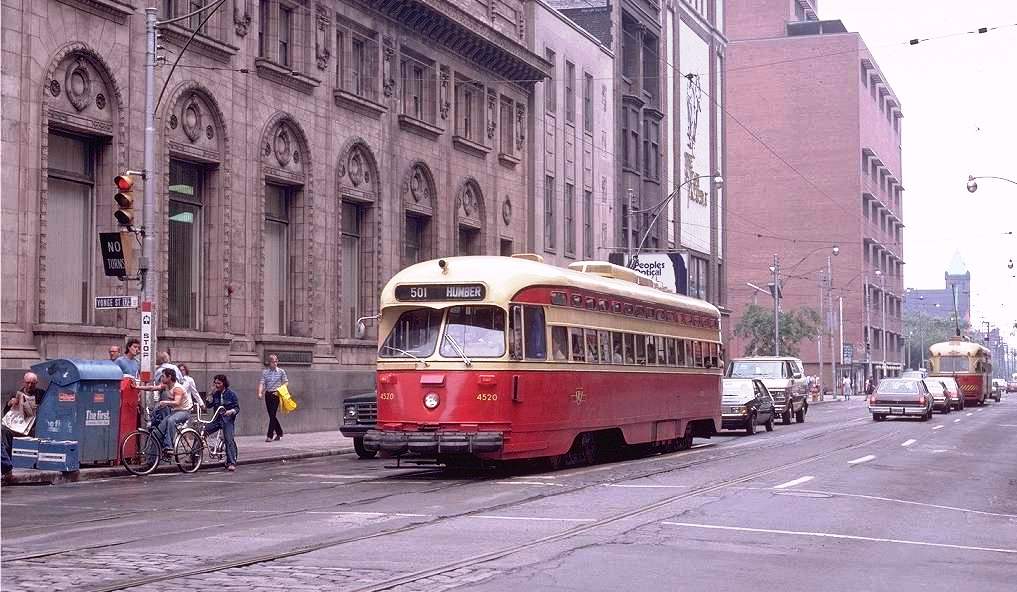 cnr_m_tor_pc45'4520_queen+yonge_19800715_jt_ttc522.jpg