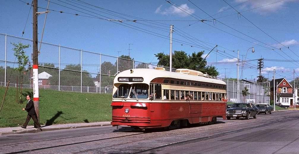 cnr_m_tor_pc45'4523_rogers+gilbert_19740705_jt_ttc532.jpg