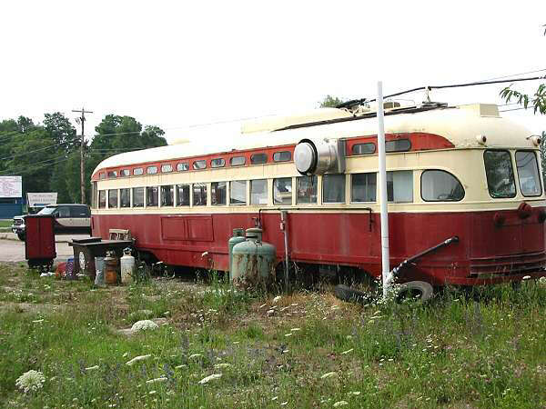cnr_m_tor_pc45'4524_perkinsfield+ont_2001_mbiemiller+gm_ttc318.jpg