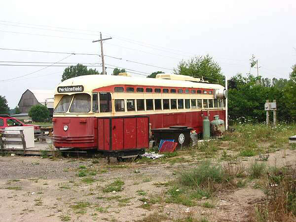 cnr_m_tor_pc45'4524_perkinsfield+ont_2001_mbiemiller+gm_ttc319.jpg