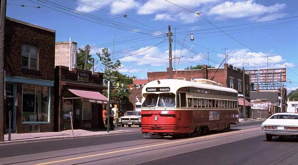 cnr_m_tor_pc45'4529_rogers+regent_19740705_jt_ttc085.jpg