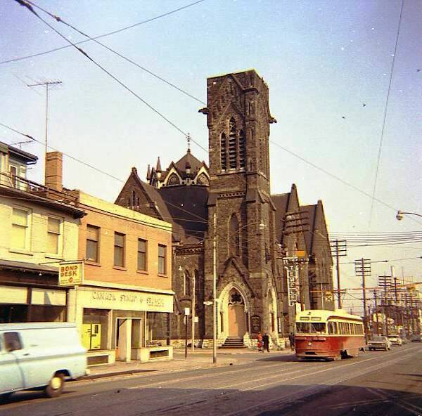 cnr_m_tor_pcai'xxxx_dundas+bond_rhill-br_ttc348.jpg