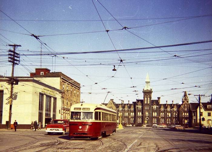 cnr_m_tor_pcai'xxxx_spadina+college_rhill-br_ttc402.jpg