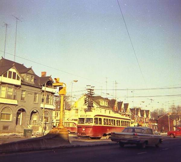 cnr_m_tor_pcai'xxxx_spadina+harbord_rhill-br_ttc344.jpg