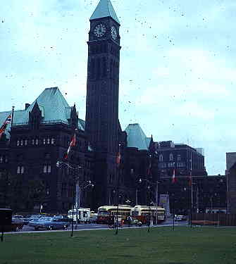 cnr_m_tor_pcal'xxxx_queen+cityhall_196707_dmewh+tl_ttc010.jpg