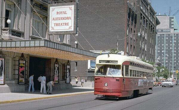 cnr_m_tor_pcbr'4701_king+simcoe_bvolk+tl_bvt078.jpg