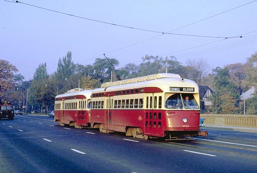 cnr_m_tor_pccl'4662_princeedwardviaduct_19651018_jt_ttc566.jpg